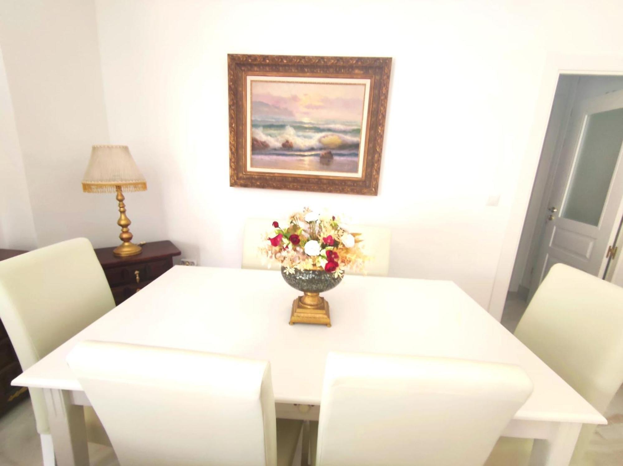 Angeles Center Apartamento Marbella